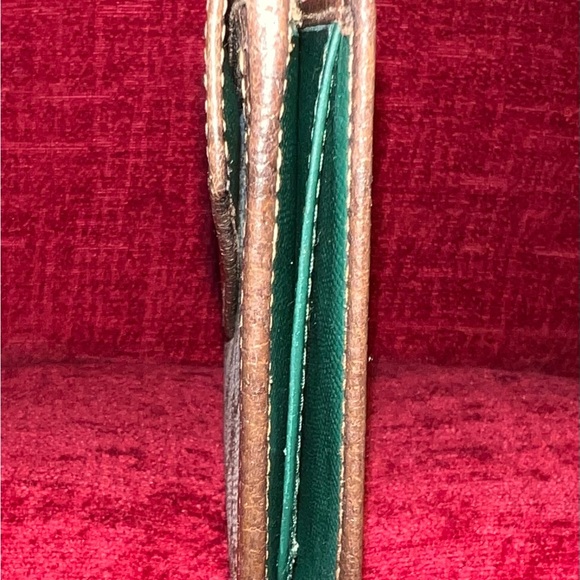 GUCCI AUTHENTIC GG MONOGRAM BIFOLD ENVELOPE WALLET. EUC. - Picture 3 of 11